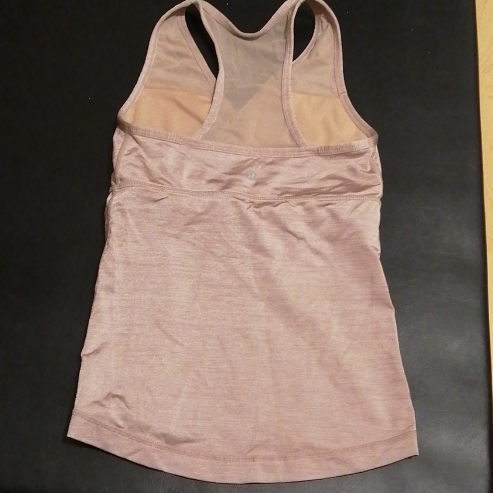 Lululemon tops